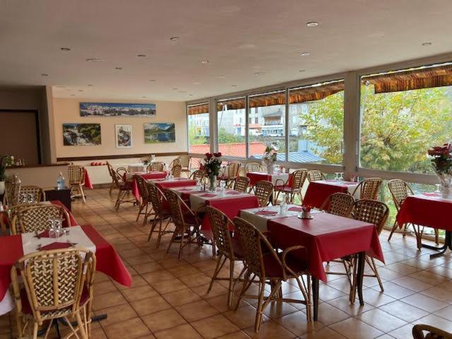 Logis Hotel Restaurant De La Poste Tarascon-sur-Ariège Exterior foto